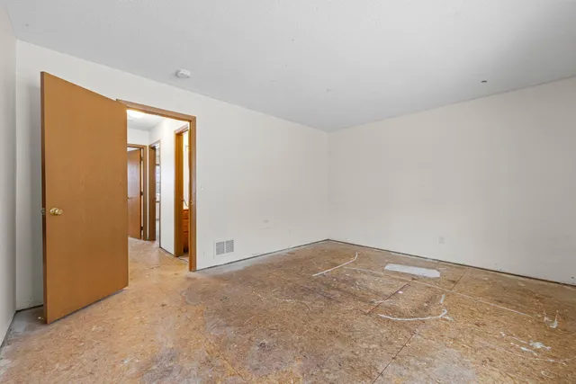 $450,000 | 12951 Girard Avenue South, Burnsville, MN 55337