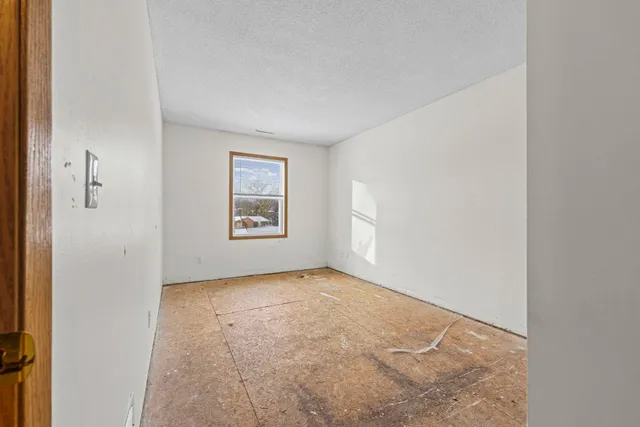 $450,000 | 12951 Girard Avenue South, Burnsville, MN 55337