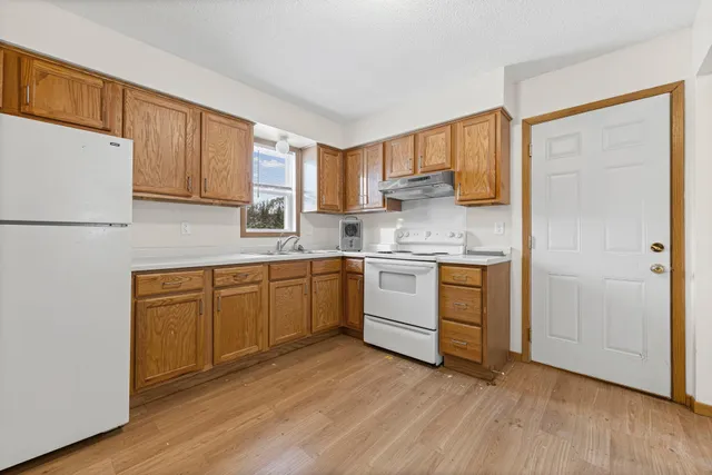 $450,000 | 12951 Girard Avenue South, Burnsville, MN 55337