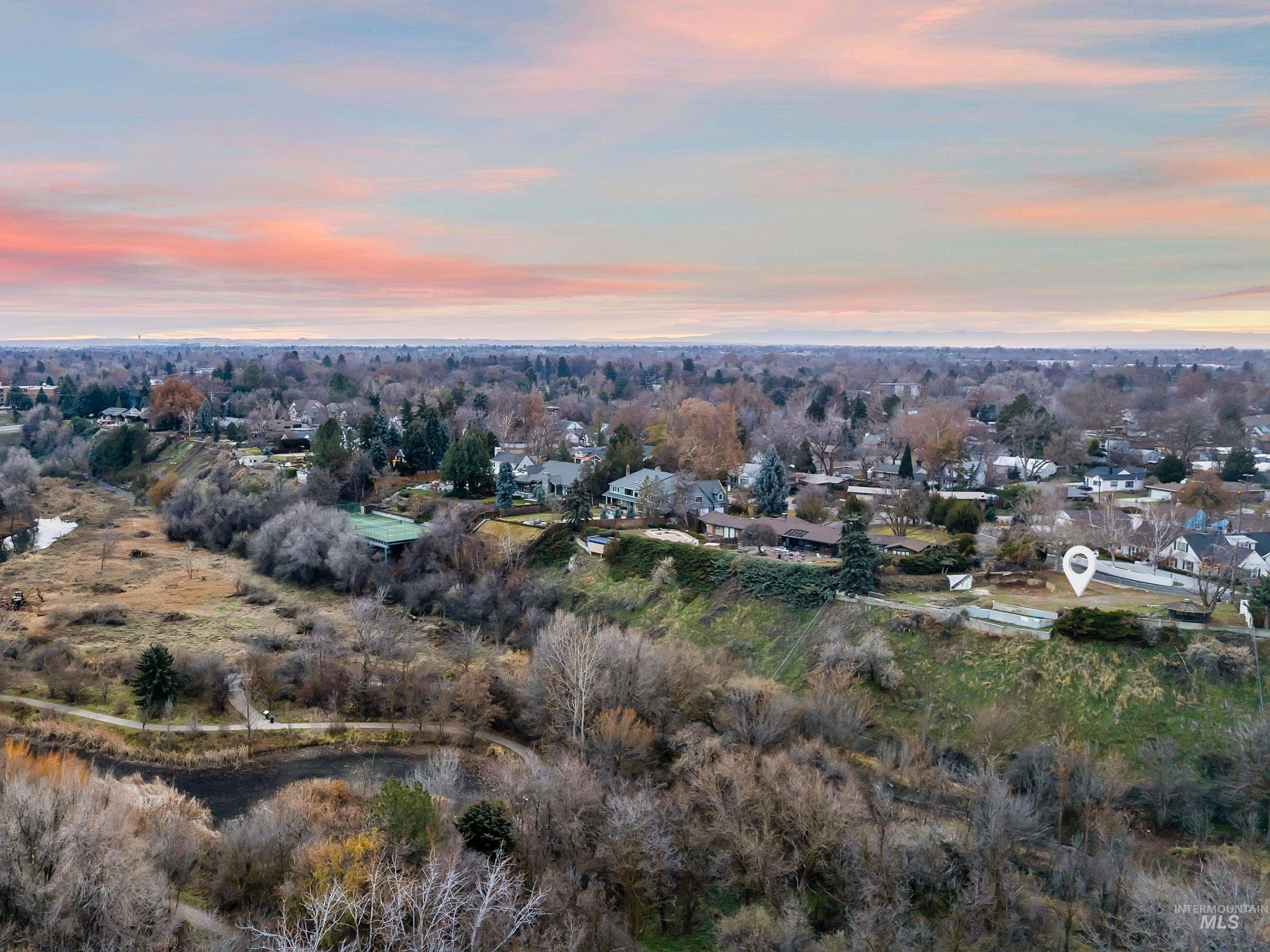 1212 Happy Drive Boise, ID 83706 - Photo 11 of 33 Aerial view of property and surrounding area