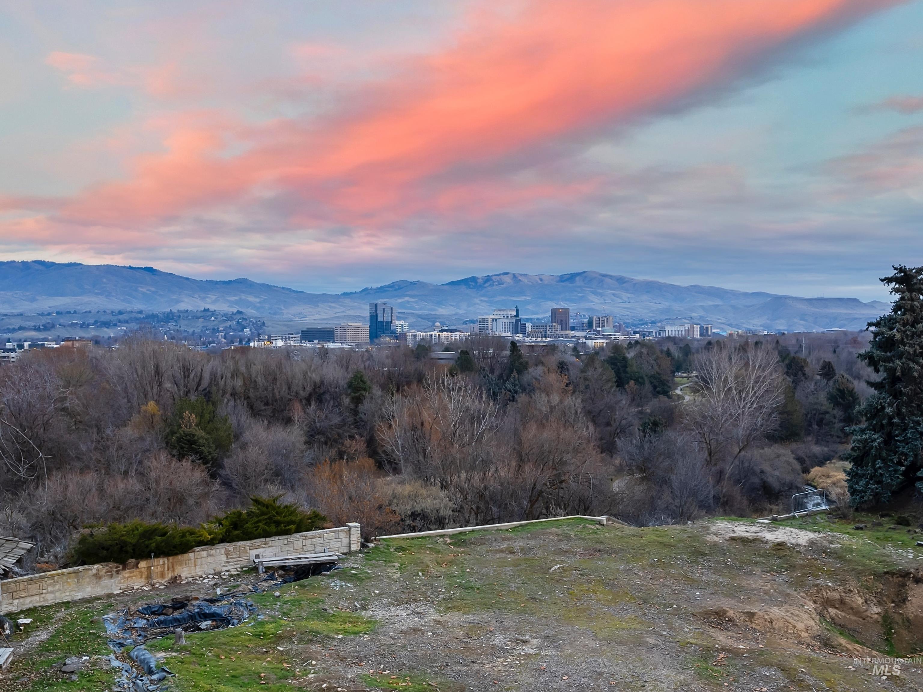 1212 Happy Drive Boise, ID 83706 - Photo 2 of 33 Mountain view