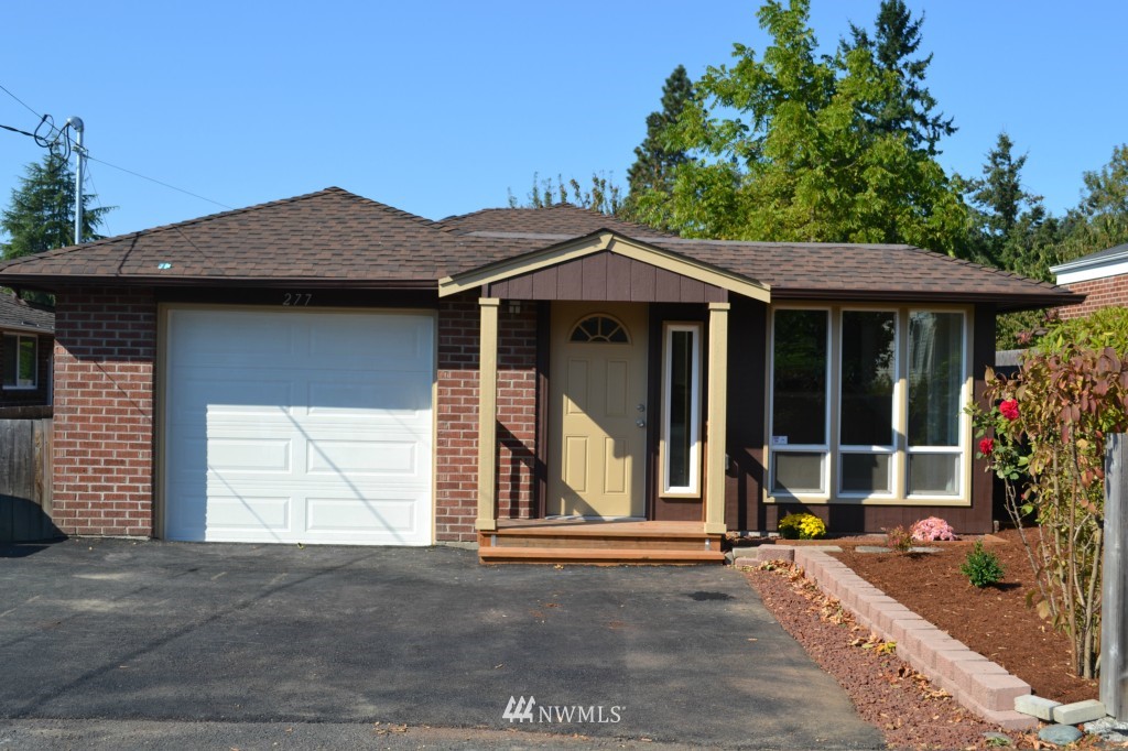 277 Thomas Avenue Southwest Renton, WA 98057 - Photo 1 of 12