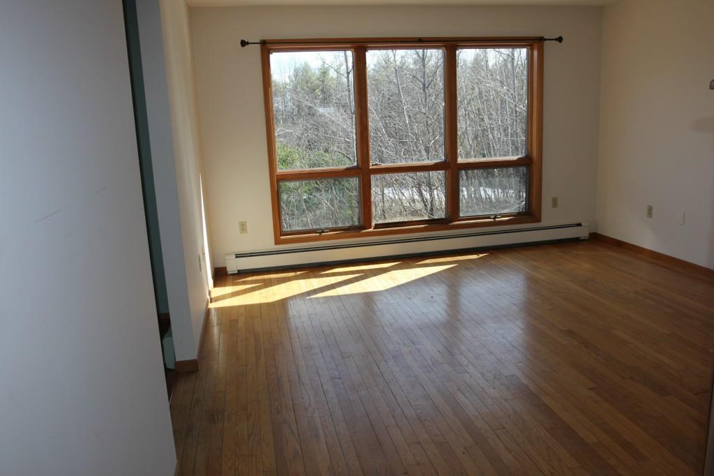 863 Pownal Road Auburn, ME 04210 - Photo 4 of 33 Photo