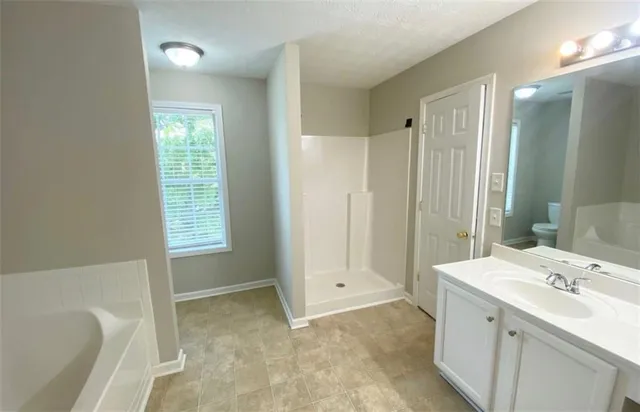 $220,000 | 646 Lakes Circle, Lithonia, GA 30058