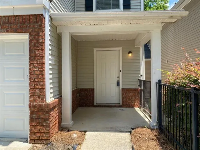 $220,000 | 646 Lakes Circle, Lithonia, GA 30058