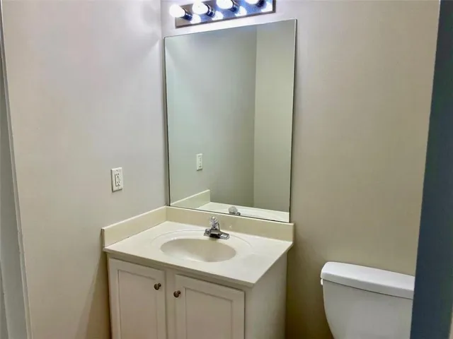 $220,000 | 646 Lakes Circle, Lithonia, GA 30058