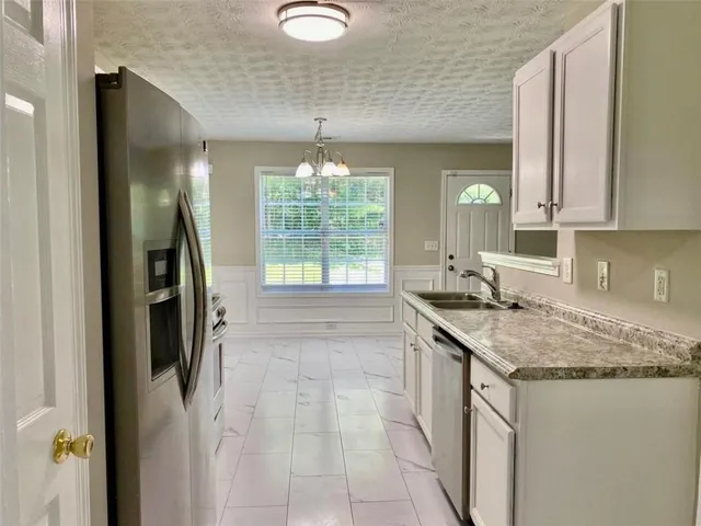 $220,000 | 646 Lakes Circle, Lithonia, GA 30058