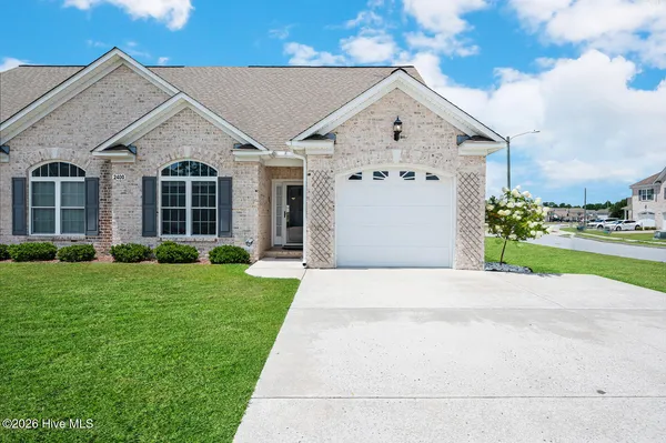 $2,450 | 2400 Dovedale Court, Unit B, Greenville, NC 27834