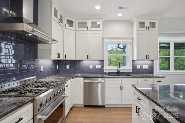 $1,525,000 | 323 Whisper Lake Drive, New London, NC 28127