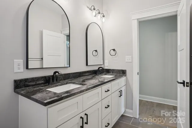 $1,525,000 | 323 Whisper Lake Drive, New London, NC 28127