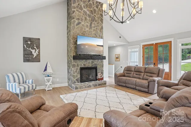 $1,525,000 | 323 Whisper Lake Drive, New London, NC 28127