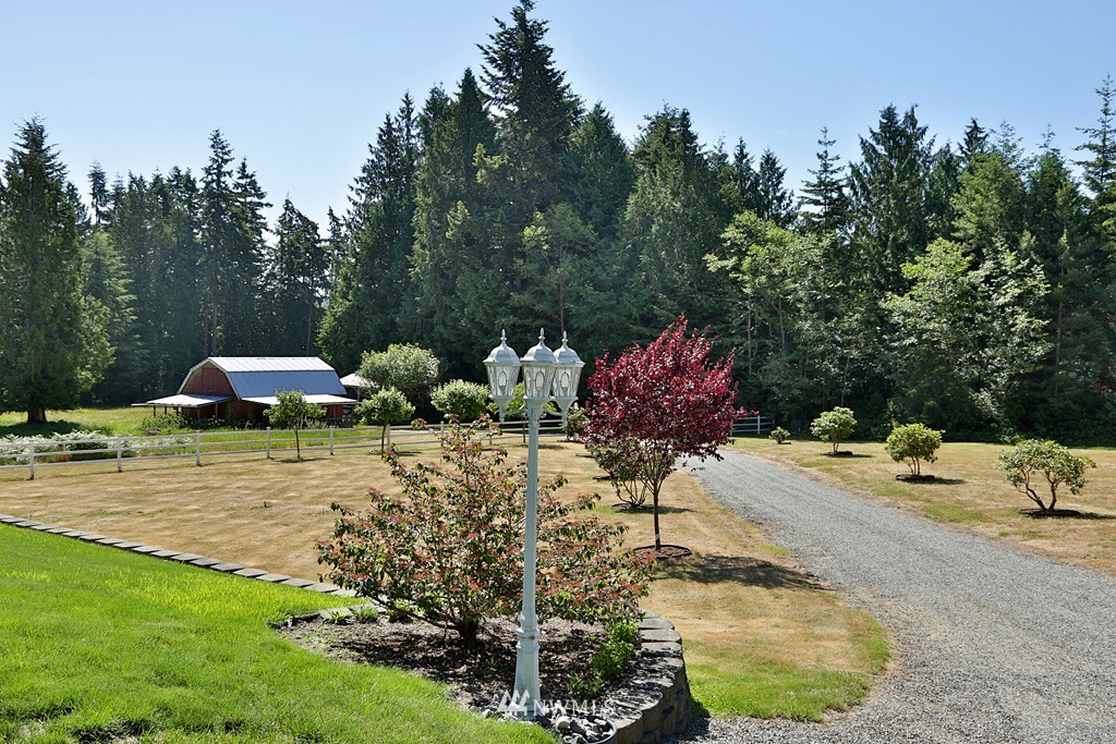 7707 Bailey Road Clinton, WA 98236 - Photo 20 of 21 Gallery Image 20