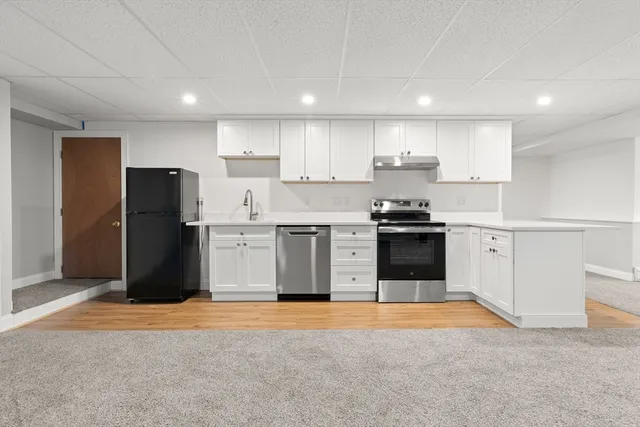 $2,600 | 10 Deer Hill Farm Road, Unit A, Essex, MA 01929