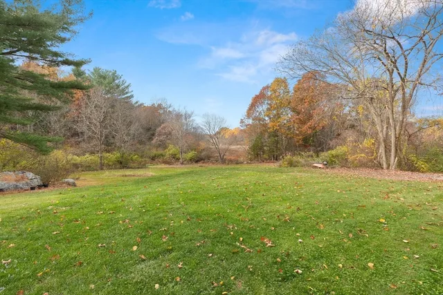 $2,600 | 10 Deer Hill Farm Road, Unit A, Essex, MA 01929