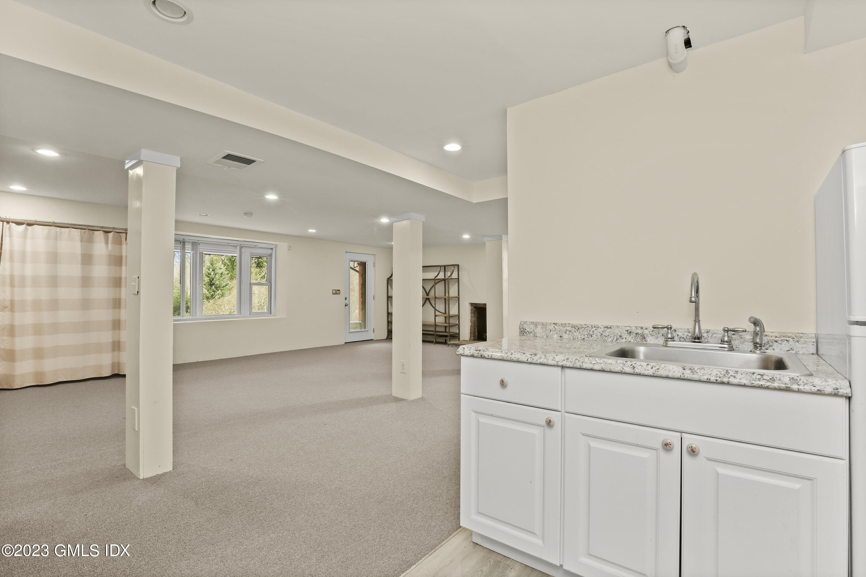 3 Wallasy Way Riverside, CT 06878 - Photo 17 of 23 3 Wallasy Way Riverside CT-print-045-045