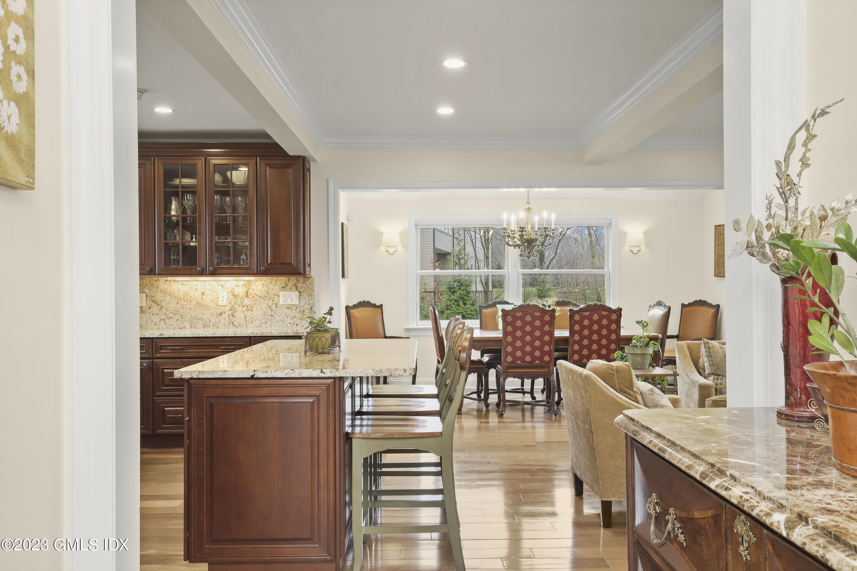 3 Wallasy Way Riverside, CT 06878 - Photo 8 of 23 3 Wallasy Way Riverside CT-print-036-038