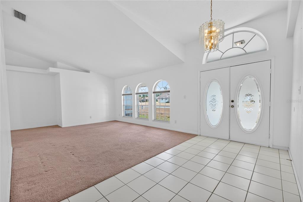 8211 Rangers Path Lakeland, FL 33809 - Photo 6 of 20