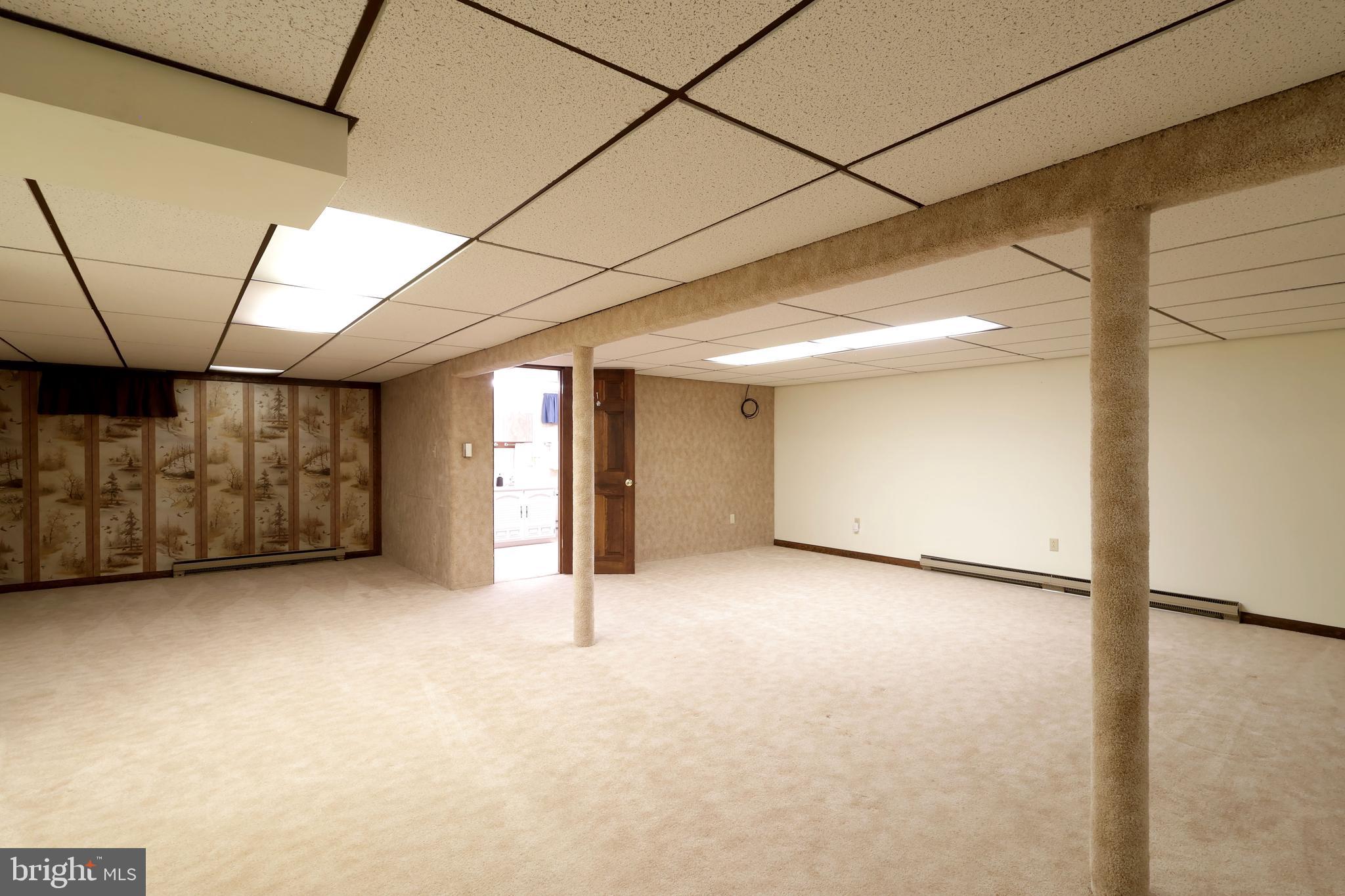 1526 Yardal Road State College, PA 16801 - Photo 32 of 51