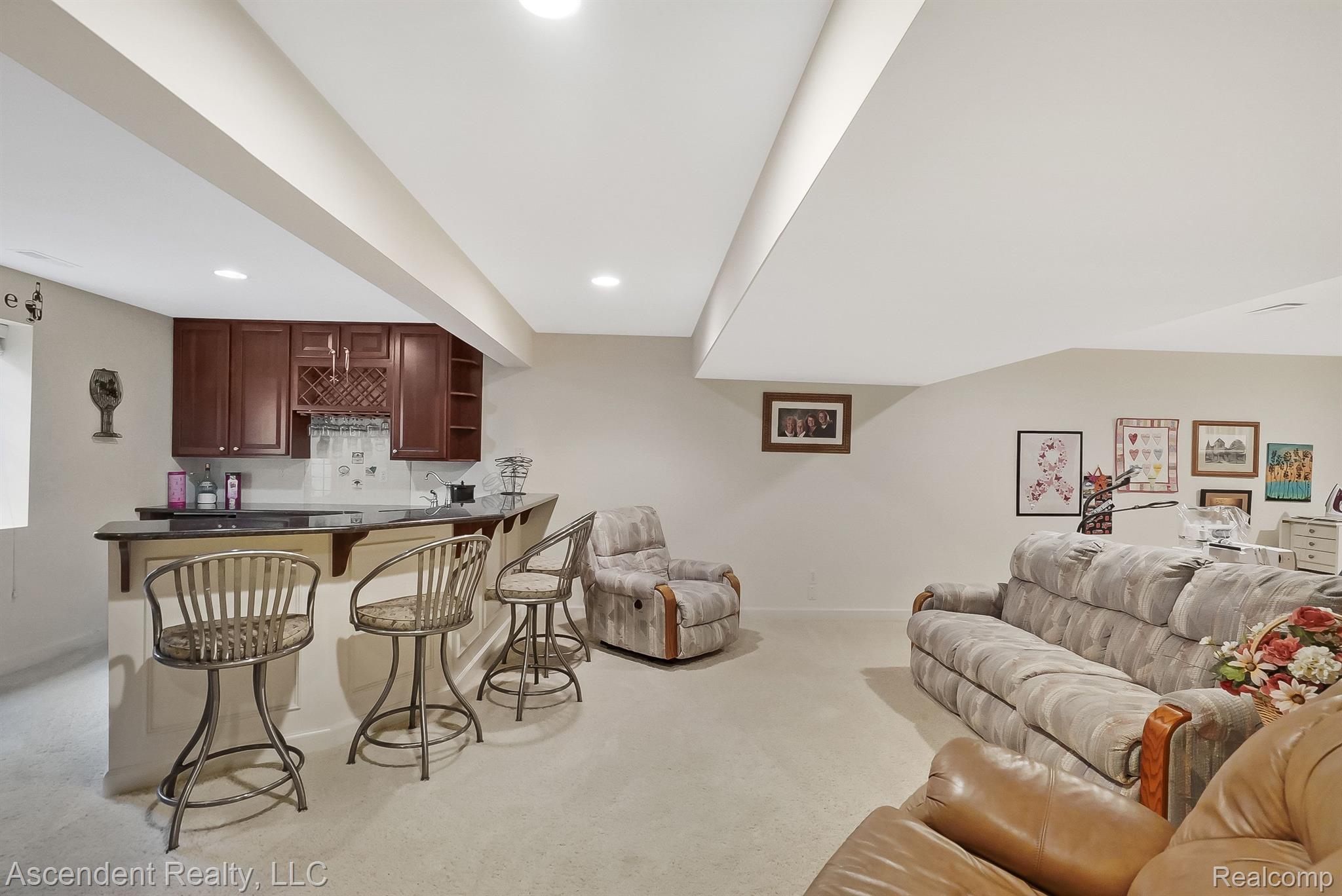 3704 Tremonte Circle, Unit 88 Rochester, MI 48306 - Photo 29 of 41 Finished lower level