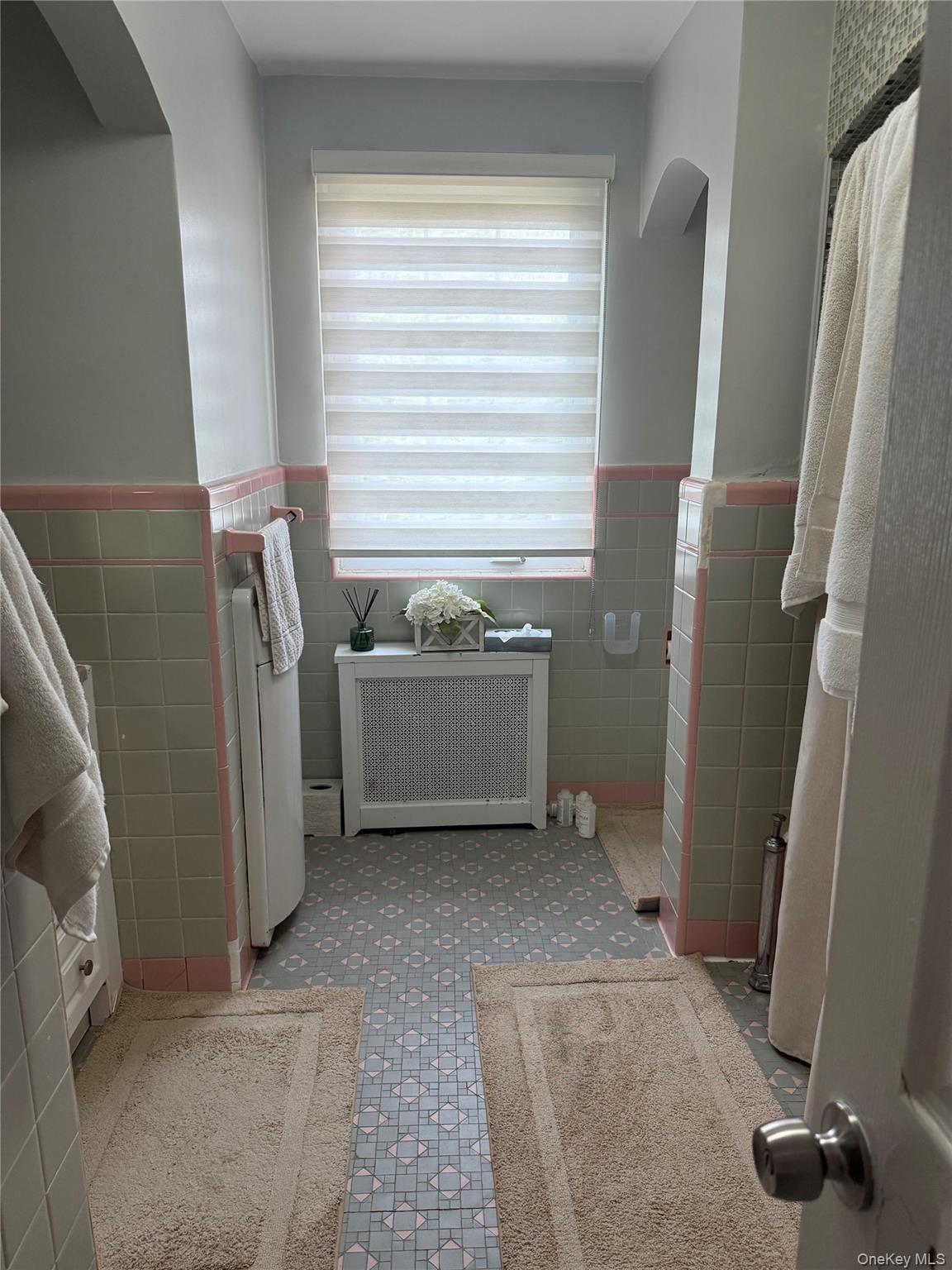80-07 192nd Street Queens, NY 11366 - Photo 15 of 16