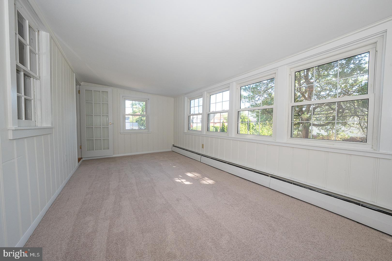 321 Earlington Road Havertown, PA 19083 - Photo 27 of 40 Office/ Playroom