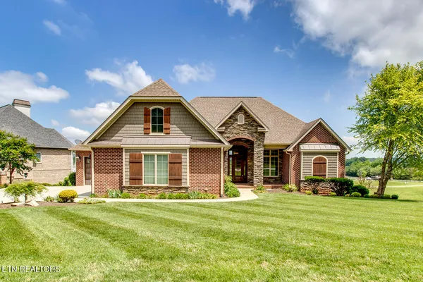 $1,250,000 | 124 Eagle Circle, Vonore, TN 37885