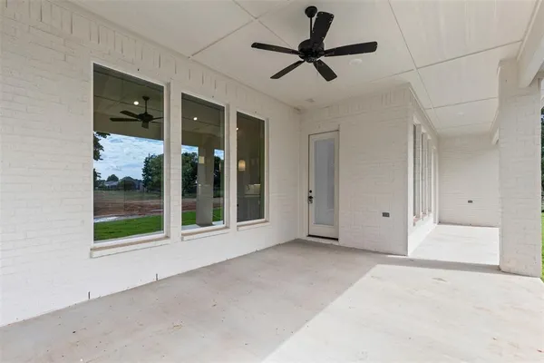 $575,000 | 1132 Dobbs Trail, Springtown, TX 76082