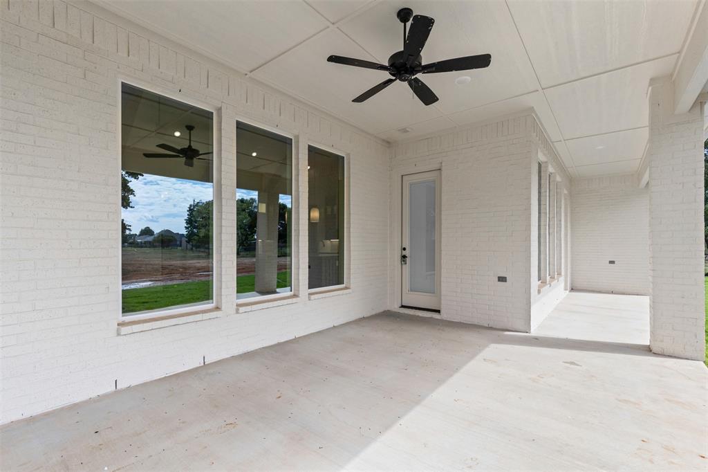 1132 Dobbs Trail Springtown, TX 76082 - Photo 28 of 32 a view of an empty room with a window
