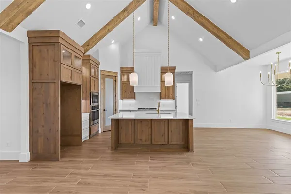 $575,000 | 1132 Dobbs Trail, Springtown, TX 76082