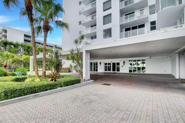 $600,000 | 3450 South Ocean Boulevard, Unit 5100, Palm Beach, FL 33480