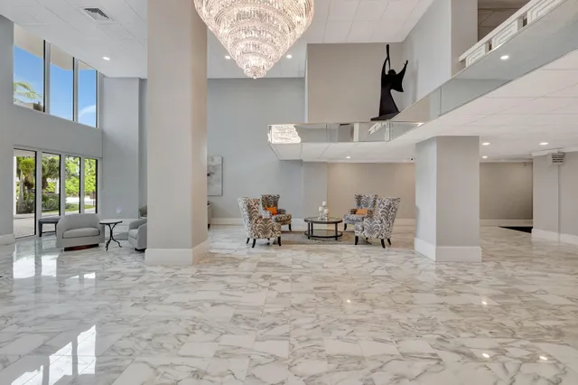 $600,000 | 3450 South Ocean Boulevard, Unit 5100, Palm Beach, FL 33480