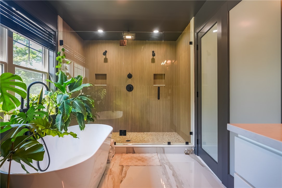 2 Overhill Road Warren, RI 02885 - Photo 21 of 36 Gallery Image 21