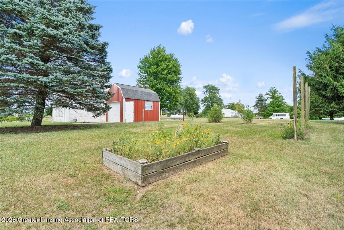 4885 West Locke Road Perry, MI 48872 - Photo 38 of 46 38-Media Jett -34