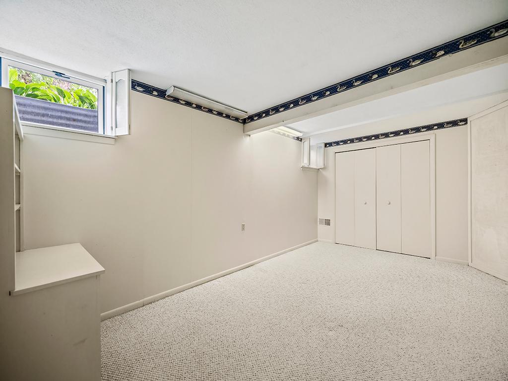 9744 Oxborough Road Bloomington, MN 55437 - Photo 35 of 57