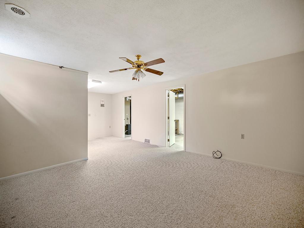 9744 Oxborough Road Bloomington, MN 55437 - Photo 38 of 57