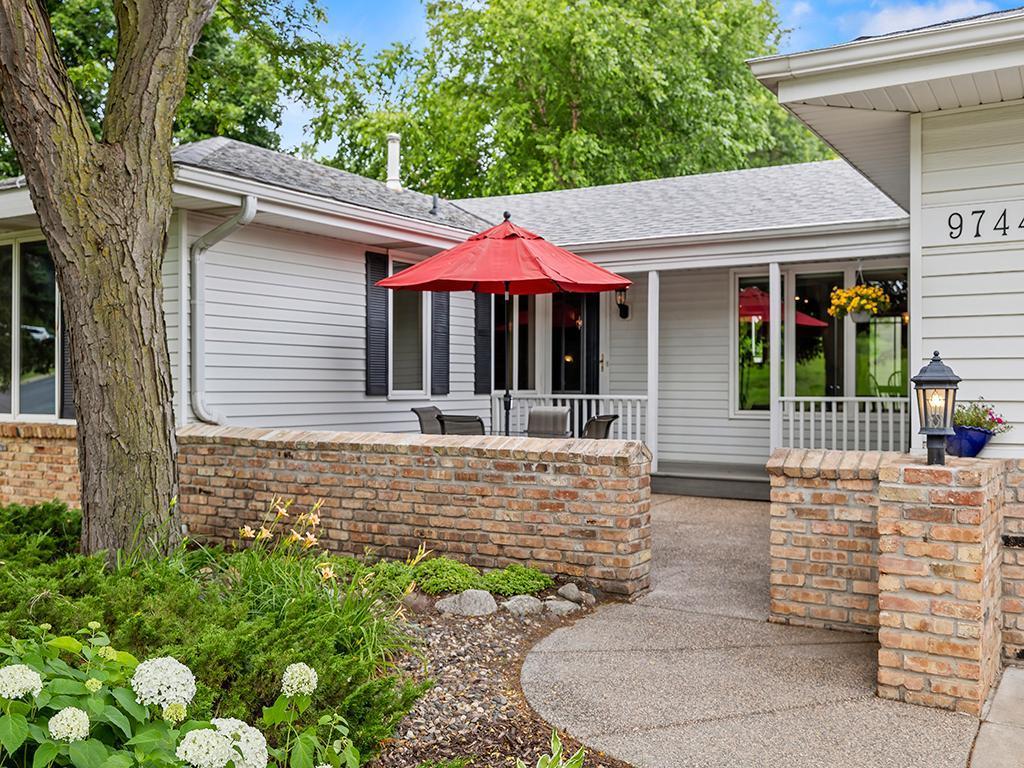9744 Oxborough Road Bloomington, MN 55437 - Photo 42 of 57