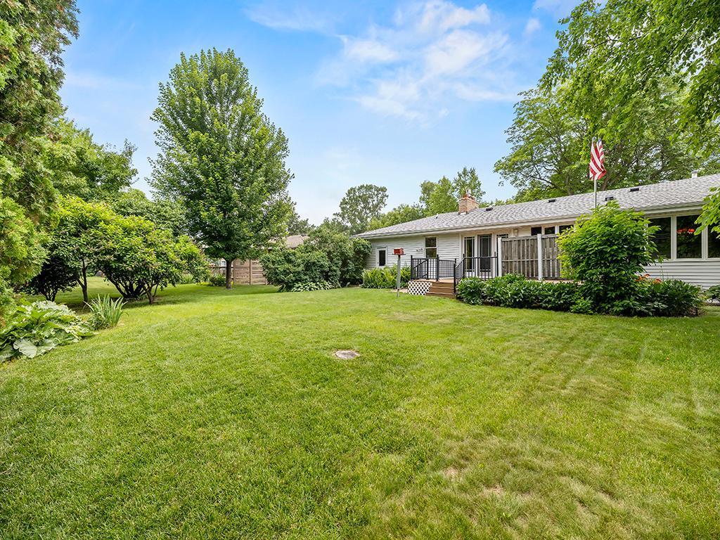 9744 Oxborough Road Bloomington, MN 55437 - Photo 53 of 57