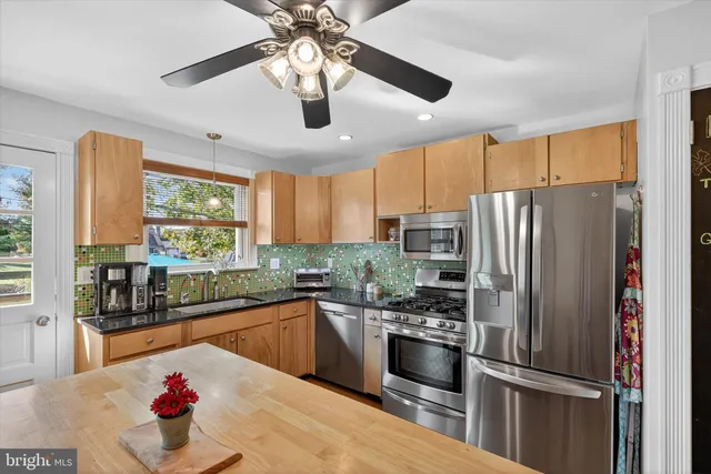 $420,000 | 2523 Mayfair Drive, Lancaster, PA 17603