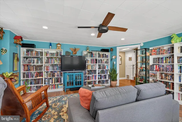 $420,000 | 2523 Mayfair Drive, Lancaster, PA 17603