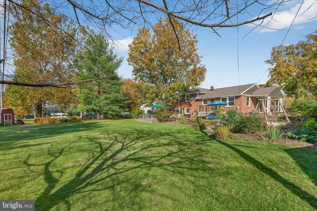 $420,000 | 2523 Mayfair Drive, Lancaster, PA 17603