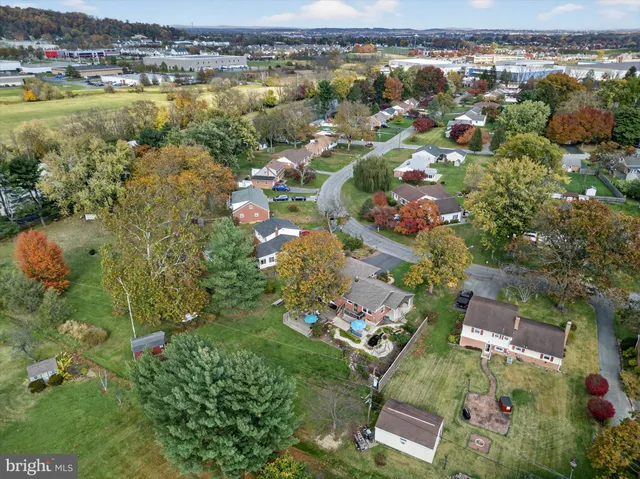 $420,000 | 2523 Mayfair Drive, Lancaster, PA 17603