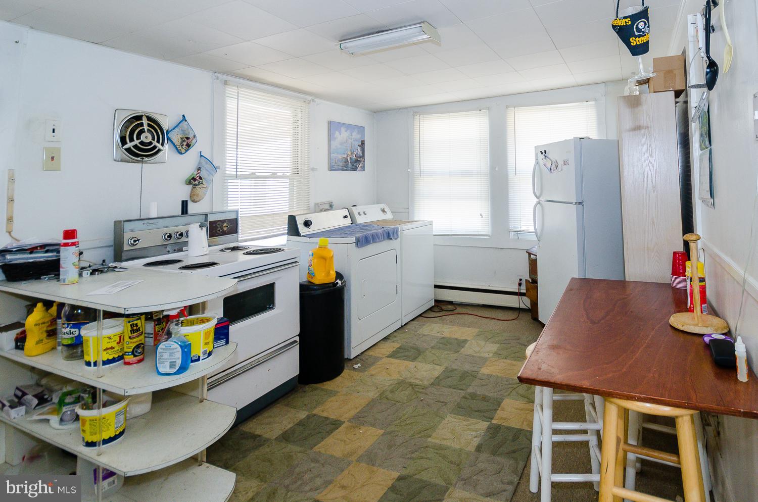 Such a spacious kitchen!