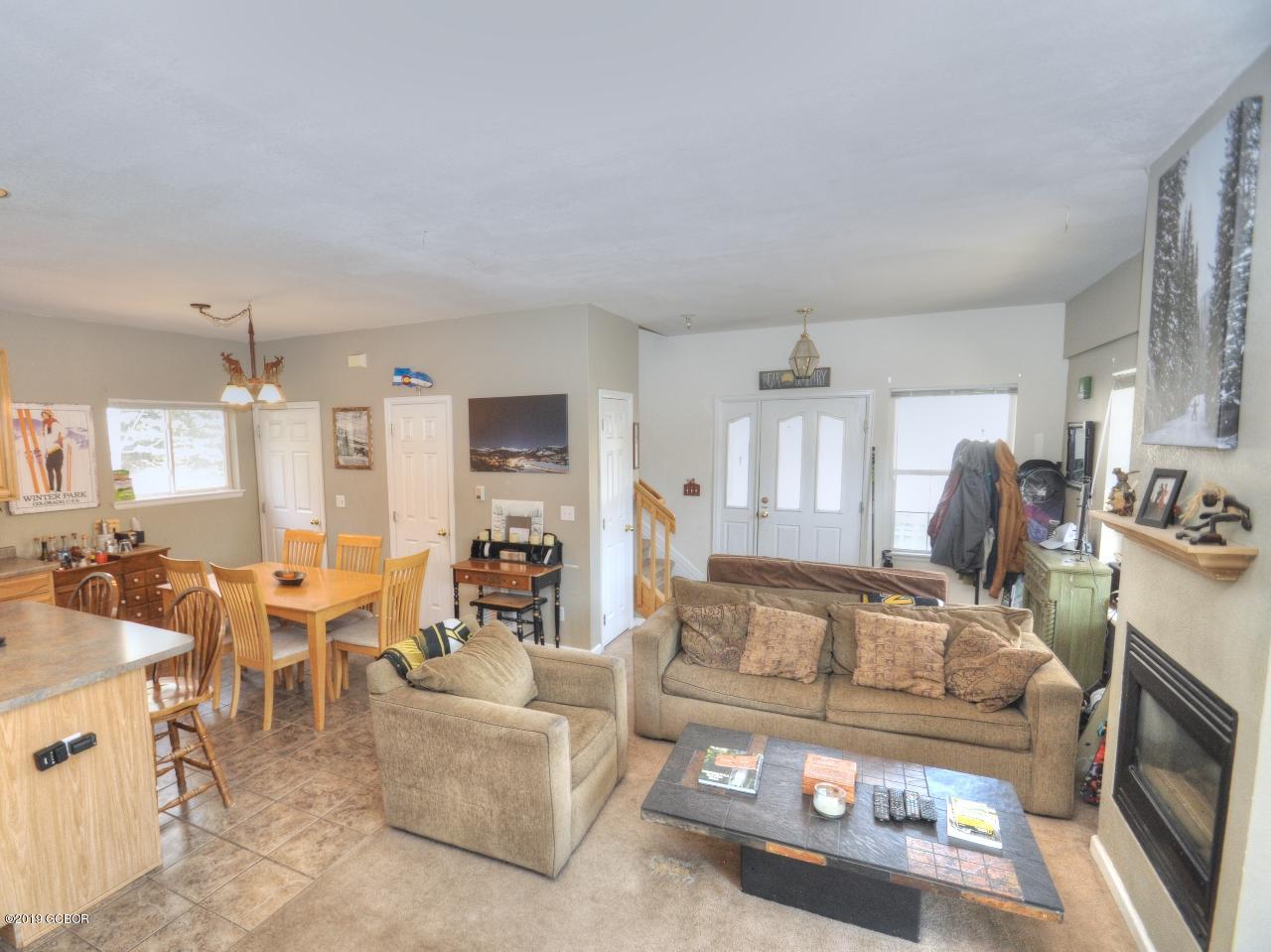 327 Vasquez Road, Unit D1 Winter Park, CO 80482 - Photo 7 of 13 7 living room entry