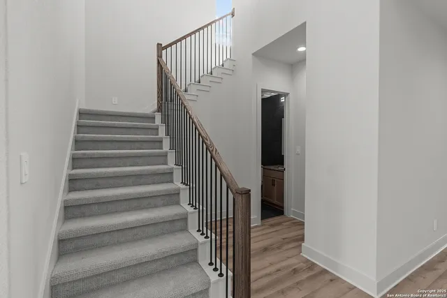 $999,900 | 405 Dulce Vista, Boerne, TX 78006