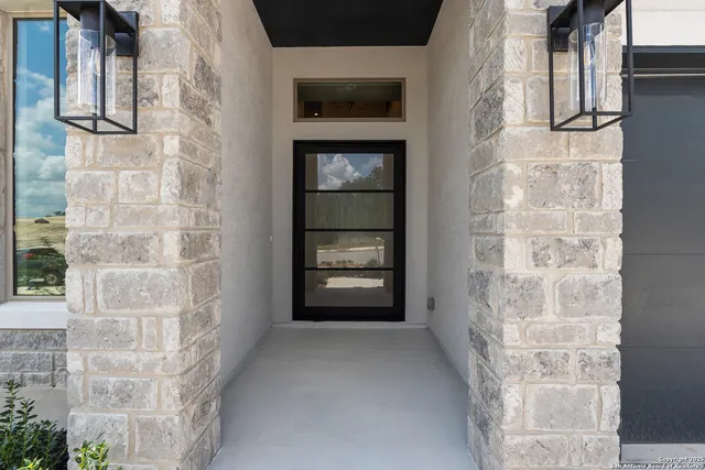 $999,900 | 405 Dulce Vista, Boerne, TX 78006