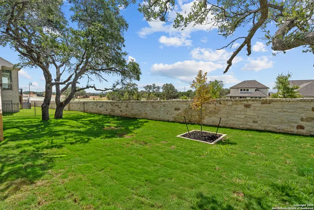 $999,900 | 405 Dulce Vista, Boerne, TX 78006