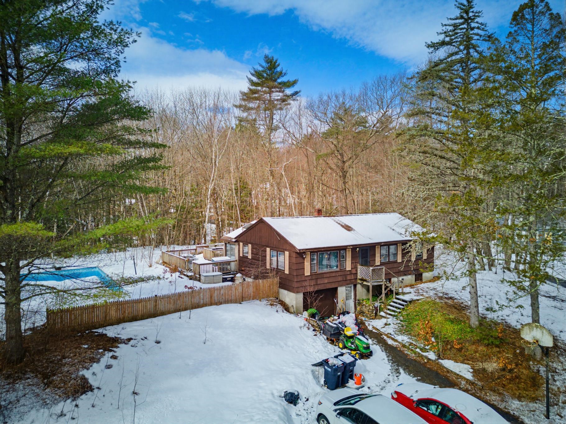 129 Sandown Road Danville, NH 03819 - Photo 29 of 38