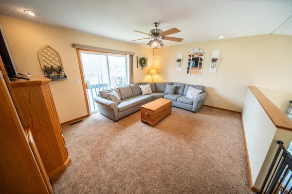 $334,900 | 1154 Peregrine Dr S East, Rochester, MN 55904