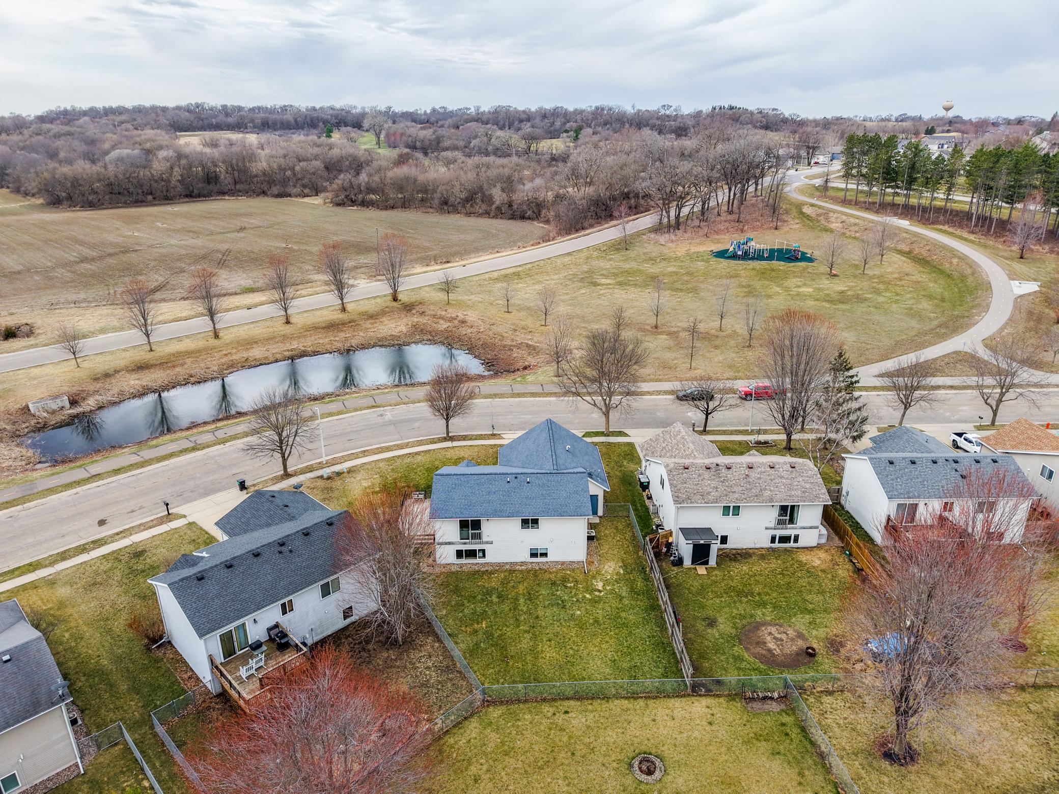 1154 Peregrine Dr S East Rochester, MN 55904 - Photo 4 of 51