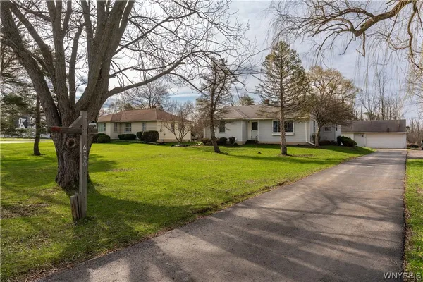 $269,900 | 6700 Clinton Street, Elma, NY 14059